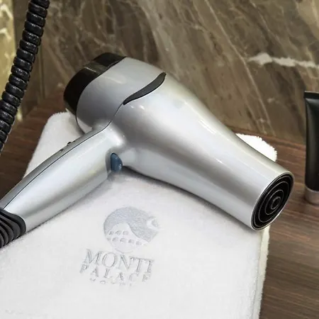 Hotel Monti Palace Rzym