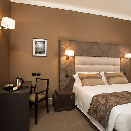 Monti Palace Szálloda 4*