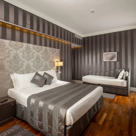 Hotel Monti Palace Rome