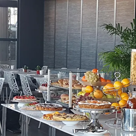 Monti Palace Hotel 4*