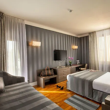 Monti Palace 4* Rome