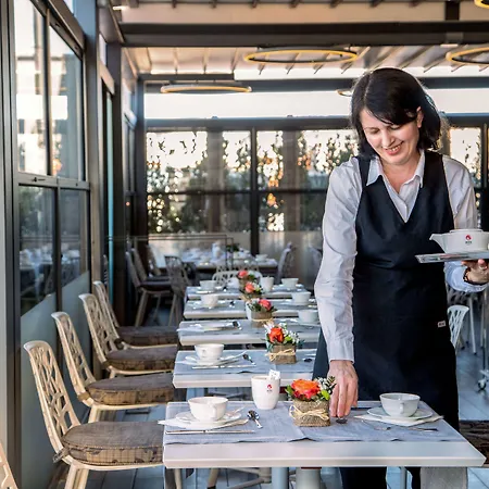 Monti Palace Hotel 4*