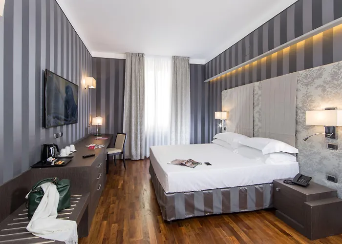 Monti Palace Hotel Rzym